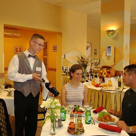 Hotel Griff Budapest Ngoại thất bức ảnh