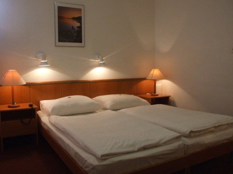 Hotel Griff Budapest Ngoại thất bức ảnh